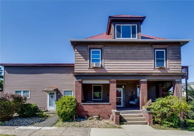 Photo 1 of Multi family home for sale at 600 Green St, Southwest Greensburg Boro, PA 15601 | MLS# 1772736 | Listing updated on 2026-09-08