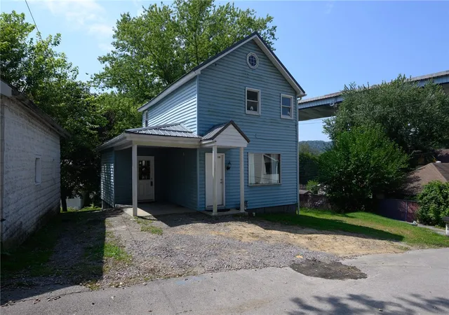 Photo 1 of Single family home for sale at 120 Coal St, Manor Twp, PA 16201 | MLS# 1773023 | Listing updated on 2026-09-14