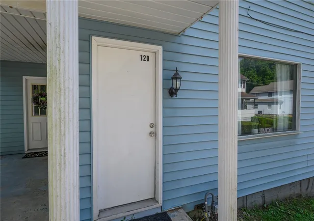 Photo 2 of Single family home for sale at 120 Coal St, Manor Twp, PA 16201 | MLS# 1773023 | Listing updated on 2026-09-14