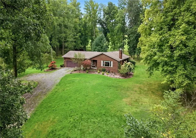 Photo 1 of Single family home for sale at 616 W Jamestown Rd, Green Twp, PA 16125 | MLS# 1772715 | Listing updated on 2026-09-14