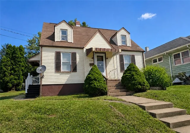Photo 1 of Single family home for sale at 1198 Arch St, City Of Washington, PA 15301 | MLS# 1772946 | Listing updated on 2026-09-04