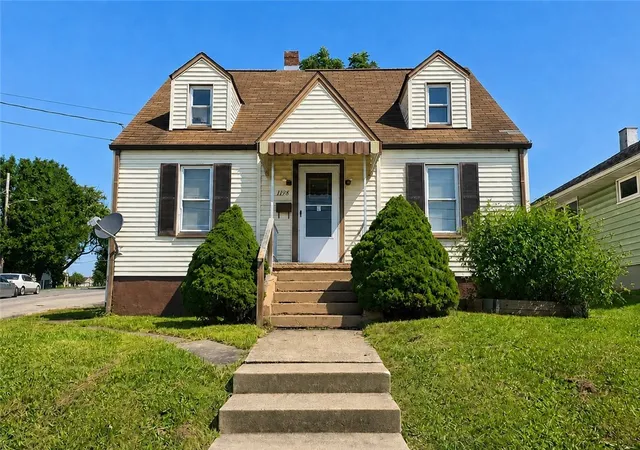 Photo 2 of Single family home for sale at 1198 Arch St, City Of Washington, PA 15301 | MLS# 1772946 | Listing updated on 2026-09-04