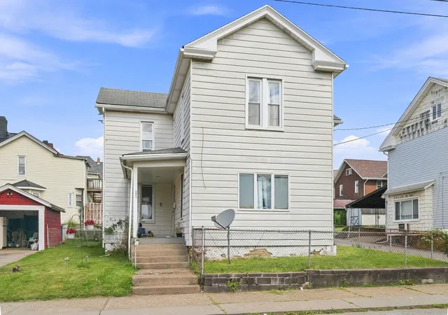 Photo 3 of Single family home for sale at 321 E 9th Avenue, Tarentum, PA 15084 | MLS# 1773133 | Listing updated on 2026-09-05