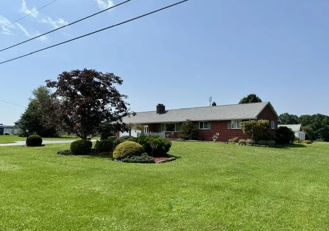 Photo 2 of Single family home for sale at 79 Gearhart Rd, Shenango Twp, PA 16143 | MLS# 1772277 | Listing updated on 2026-09-04