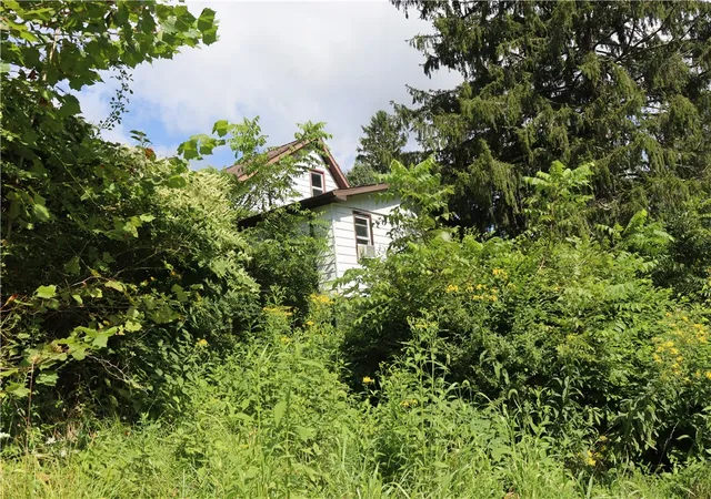 Photo 3 of Single family home for sale at 1410 Darlington Rd, Ligonier Twp, PA 15658 | MLS# 1772909 | Listing updated on 2026-09-04