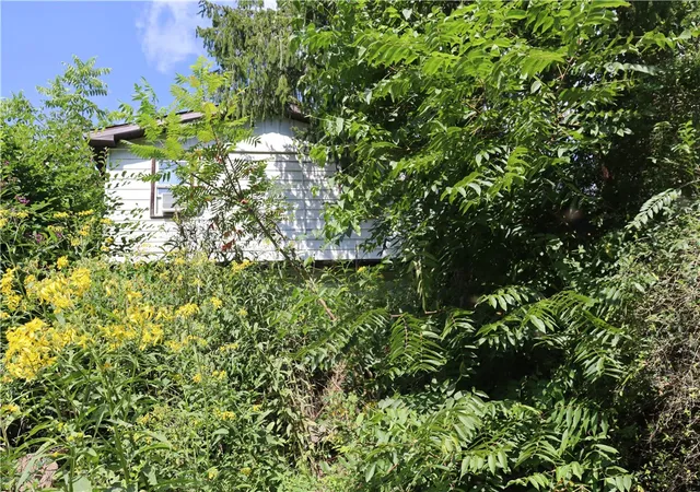 Photo 4 of Single family home for sale at 1410 Darlington Rd, Ligonier Twp, PA 15658 | MLS# 1772909 | Listing updated on 2026-09-04