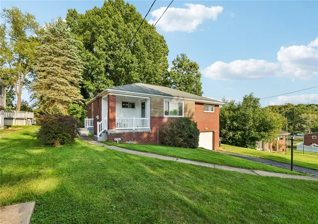 Photo 3 of Single family home for sale at 5391 California Ave, Bethel Park, PA 15102 | MLS# 1773110 | Listing updated on 2026-09-15