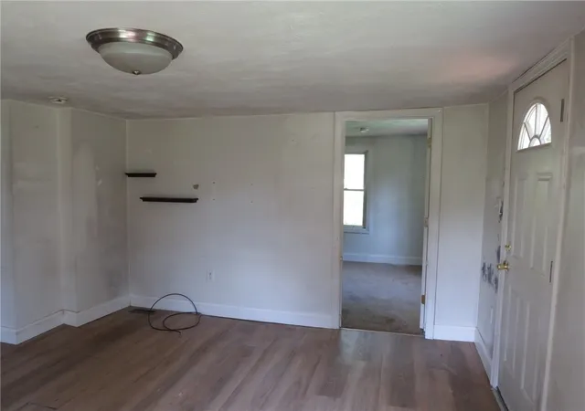 Photo 4 of Single family home for sale at 850 Barclay Hl Rd, Brighton Twp, PA 15009 | MLS# 1773154 | Listing updated on 2026-09-08