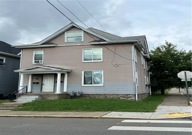 Photo 1 of Multi family home for sale at 450 Jefferson St, Rochester, PA 15074 | MLS# 1773163 | Listing updated on 2026-09-04