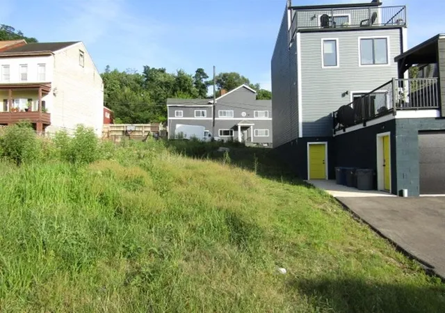 Photo 4 of Land for sale at 5257 Wickliff St, Lawrenceville, PA 15201 | MLS# 1773176 | Listing updated on 2026-09-04
