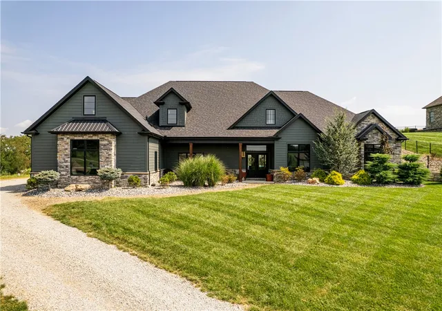 Photo 1 of Single family home for sale at 2100 Totteridge Dr, Salem Twp, PA 15601 | MLS# 1773045 | Listing updated on 2026-09-13