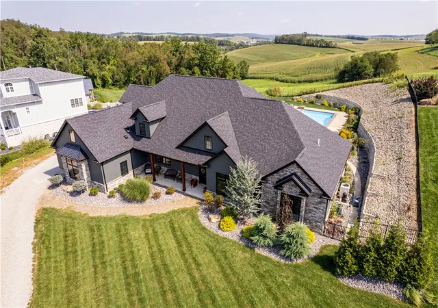 Photo 3 of Single family home for sale at 2100 Totteridge Dr, Salem Twp, PA 15601 | MLS# 1773045 | Listing updated on 2026-09-13