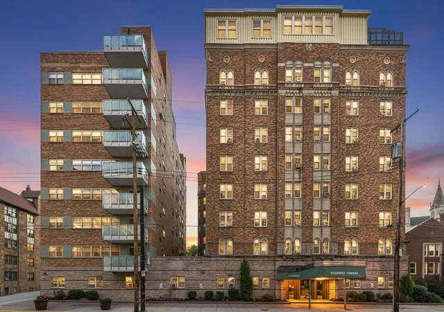 Condo for sale at 144 N Dithridge St #301, Oakland, PA 15213 | MLS# 1773185