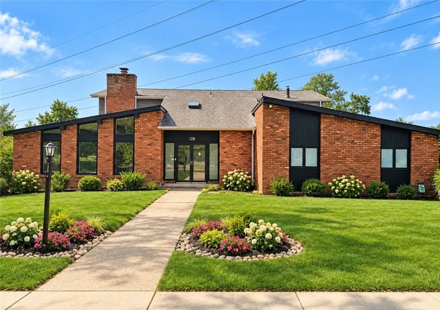 Photo 1 of Single family home for sale at 128 Monticello Dr, Monroeville, PA 15146 | MLS# 1773168 | Listing updated on 2026-09-05