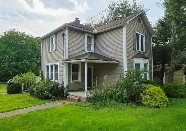 Photo 2 of Sale Pending at 1731 Pulaski Rd, Neshannock Twp, PA 16105 | MLS# 1773146 | Listing updated on 2026-09-08