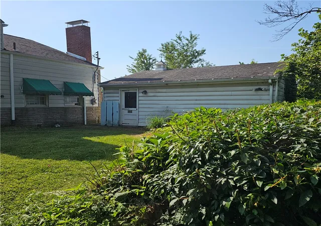 Photo 3 of Single family home for sale at 1311 Ridge Rd, Harmony Twp, PA 15003 | MLS# 1773071 | Listing updated on 2026-09-05