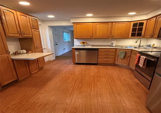 Photo 4 of Single family home for sale at 89 W Bruceton Rd, Pleasant Hills, PA 15236 | MLS# 1772590 | Listing updated on 2026-10-06