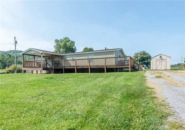 Photo 3 of Manufactured home for sale at 123 Moredock Dr, Jefferson/mather, PA 15344 | MLS# 1773005 | Listing updated on 2026-09-22