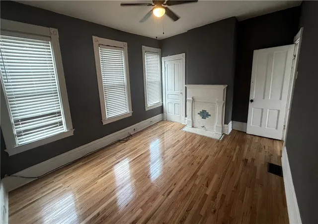 Photo 4 of Single family home for sale at 2 Lelia St, Mt Washington, PA 15211 | MLS# 1773190 | Listing updated on 2026-09-25