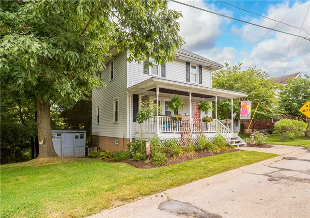 Photo 2 of Single family home for sale at 106 Arnold Ave, Houston, PA 15342 | MLS# 1773161 | Listing updated on 2026-10-06