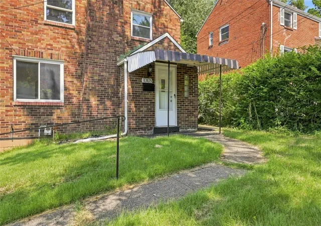Photo 4 of Single family home for sale at 10109 Gibson, Penn Hills, PA 15235 | MLS# 1773204 | Listing updated on 2026-10-03