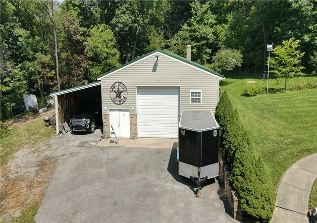 Photo 3 of Single family home for sale at 46 &48 Wussick Dr, Mt Pleasant Twp, PA 15057 | MLS# 1773208 | Listing updated on 2026-10-14