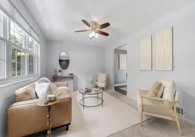 Photo 4 of Single family home for sale at 1033 Maripat Dr, South Park, PA 15129 | MLS# 1773206 | Listing updated on 2026-10-16