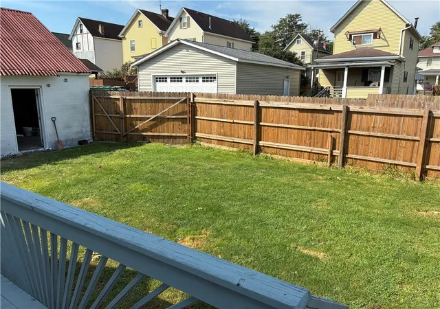 Photo 4 of Sale Pending at 941 Grant Ave, Monessen, PA 15062 | MLS# 1773112 | Listing updated on 2026-09-10