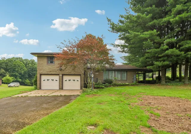 Single family home for sale at 525 N Ben Franklin Rd, White Twp, PA 15701 | MLS# 1773214