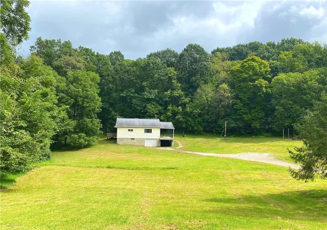Photo 2 of Sale Pending at 1311 State Route 981, Derry Twp, PA 15650 | MLS# 1773216 | Listing updated on 2026-09-10