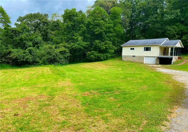 Photo 3 of Sale Pending at 1311 State Route 981, Derry Twp, PA 15650 | MLS# 1773216 | Listing updated on 2026-09-10