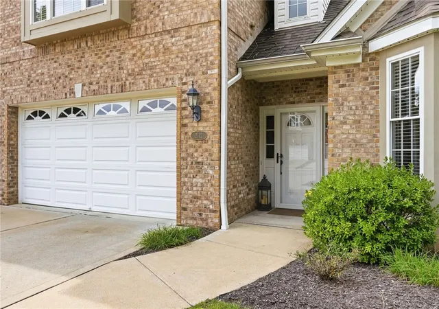 Photo 3 of Townhouse for sale at 2112 Gables Ct, Adams Twp, PA 16046 | MLS# 1773189 | Listing updated on 2026-09-07