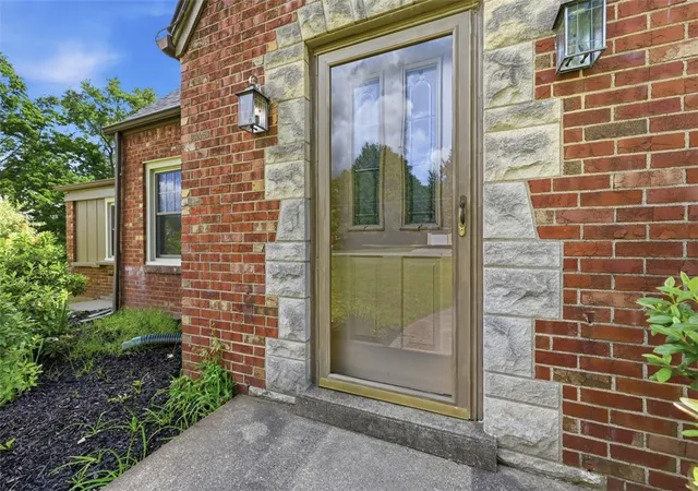 Single family home for sale at 215 Twin Oaks, Pine Twp, PA 15090 | MLS# 1773211