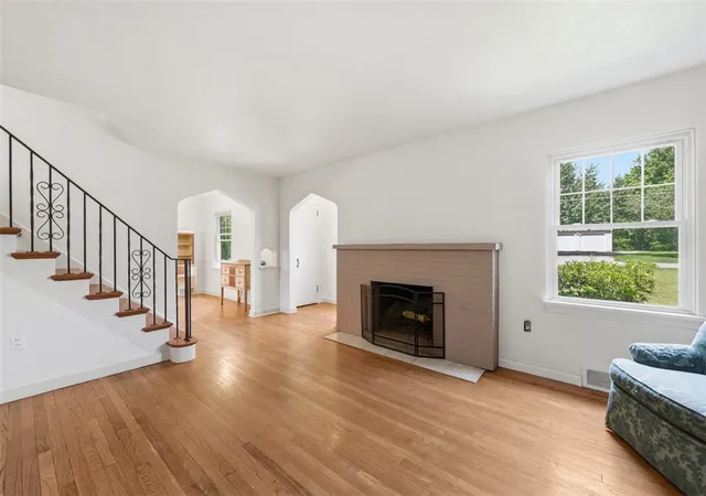 Photo 4 of Single family home for sale at 215 Twin Oaks, Pine Twp, PA 15090 | MLS# 1773211 | Listing updated on 2026-09-25