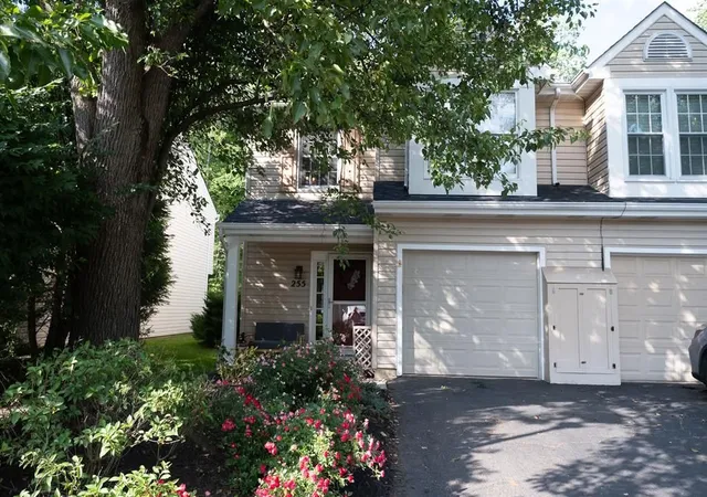 Townhouse for sale at 255 Commons, Oakmont, PA 15139 | MLS# 1773227