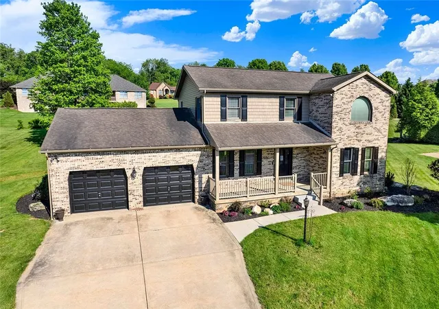 Photo 2 of Single family home for sale at 774 Vernon Dr, Rostraver, PA 15012 | MLS# 1773228 | Listing updated on 2026-09-12
