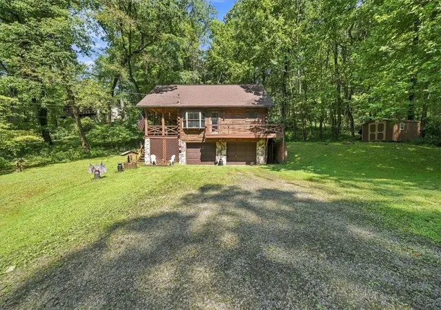 Photo 2 of Single family home for sale at 107 N Locust St, Hempfield Twp, PA 15644 | MLS# 1773221 | Listing updated on 2026-09-13