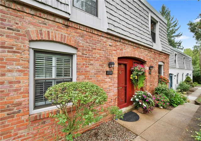 Photo 2 of Sale Pending at 1338 Pennsbury, Pennsbury, PA 15205 | MLS# 1772951 | Listing updated on 2026-09-11