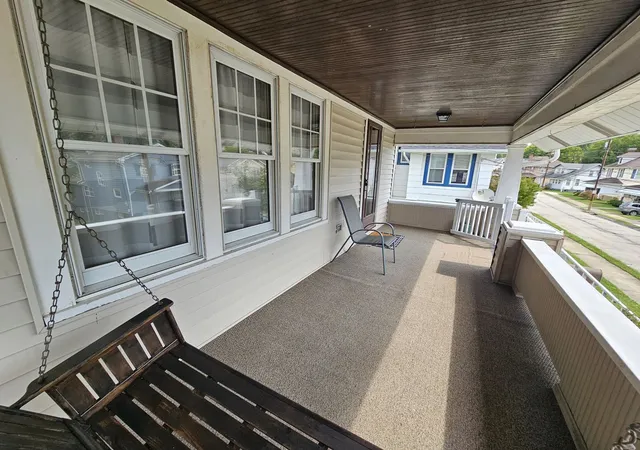 Photo 3 of Single family home for sale at 29 E Katherine Ave, City Of Washington, PA 15301 | MLS# 1773241 | Listing updated on 2026-09-19