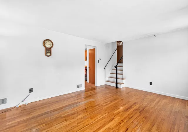 Photo 4 of Single family home for sale at 110 Sunrise Dr, Penn Twp, PA 15642 | MLS# 1773242 | Listing updated on 2026-09-07