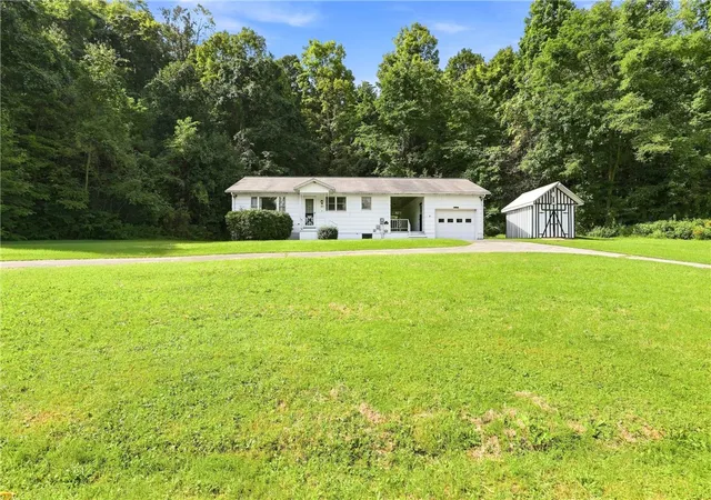 Photo 3 of Single family home for sale at 459 Ragers Hl Rd, South Fork, PA 15956 | MLS# 1773246 | Listing updated on 2026-09-06