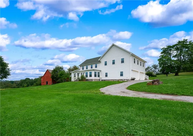 Photo 2 of Single family home for sale at 143 Sterrett Rd, Irwin Twp, PA 16127 | MLS# 1773051 | Listing updated on 2026-09-12
