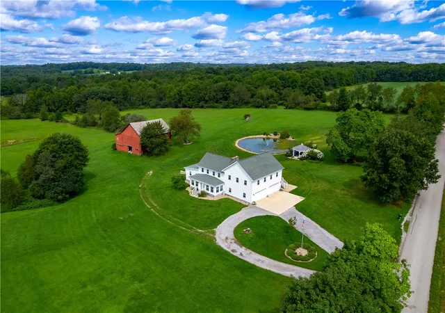 Photo 3 of Single family home for sale at 143 Sterrett Rd, Irwin Twp, PA 16127 | MLS# 1773051 | Listing updated on 2026-09-12