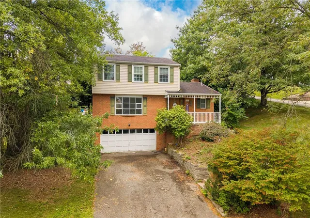 Photo 1 of Sale Pending at 3485 Ivy Hl Ln, Finleyville, PA 15332 | MLS# 1773267 | Listing updated on 2026-09-11