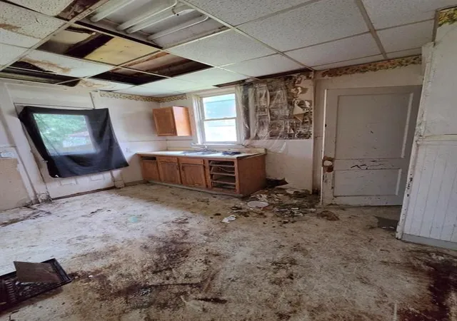 Photo 3 of Single family home for sale at 103 Moreland St, Aliquippa, PA 15001 | MLS# 1773271 | Listing updated on 2026-09-07