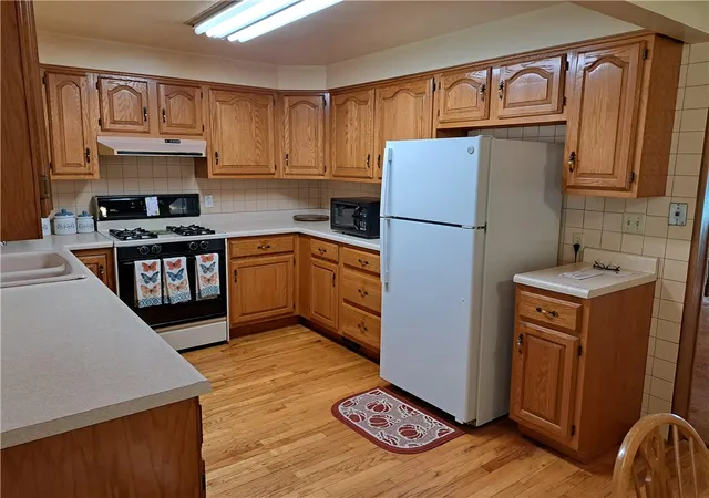 Photo 2 of Single family home for sale at 119 Woodsdale Rd, Ross Twp, PA 15237 | MLS# 1772852 | Listing updated on 2026-09-11