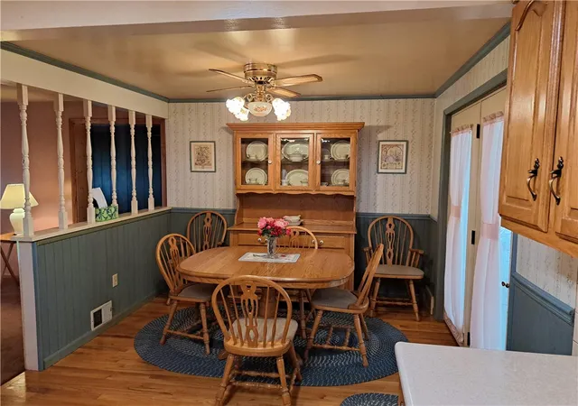 Photo 3 of Single family home for sale at 119 Woodsdale Rd, Ross Twp, PA 15237 | MLS# 1772852 | Listing updated on 2026-09-28
