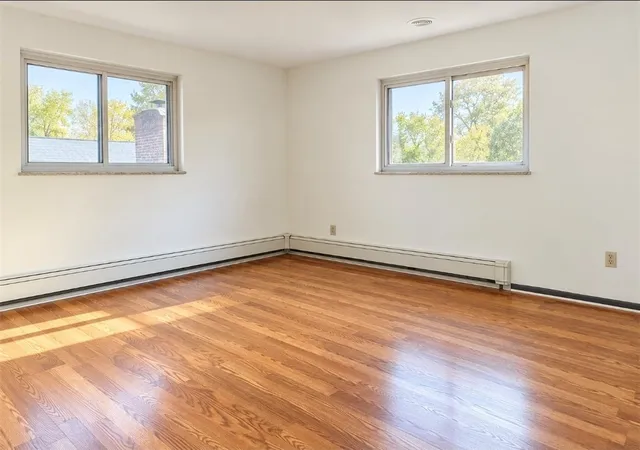 Photo 4 of Single family home for sale at 46 Maytide St, Carrick, PA 15227 | MLS# 1773115 | Listing updated on 2026-10-03