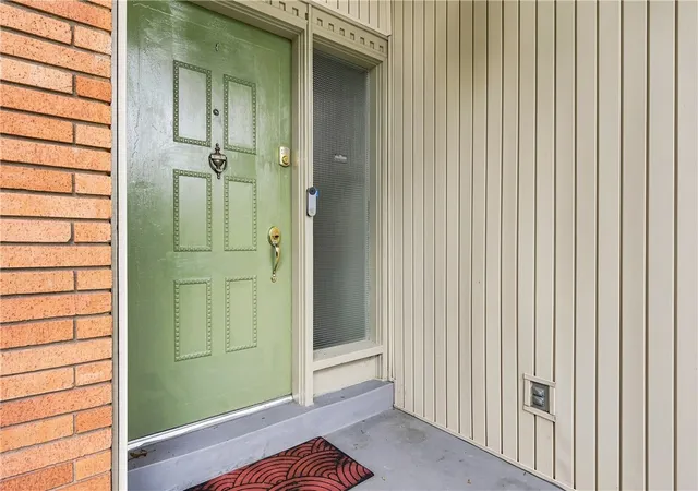 Photo 2 of Single family home for sale at 801 Linda Ln, Mt Lebanon, PA 15243 | MLS# 1773174 | Listing updated on 2026-10-18
