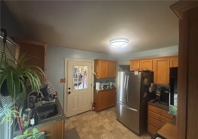 Photo 3 of Sale Pending at 334 Manhattan Ave, Shaler, PA 15223 | MLS# 1772306 | Listing updated on 2026-10-21